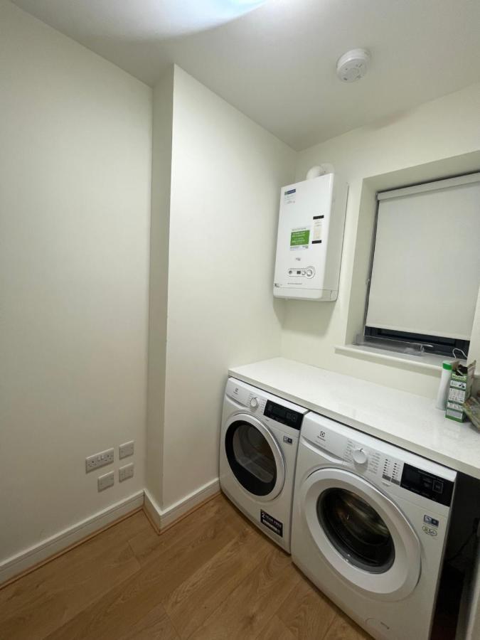 Private Room In A New Shared Apartment Maynooth Exterior foto